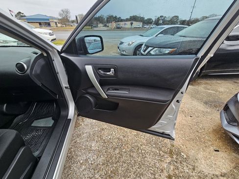 Used 2013 Nissan Rogue S image 20