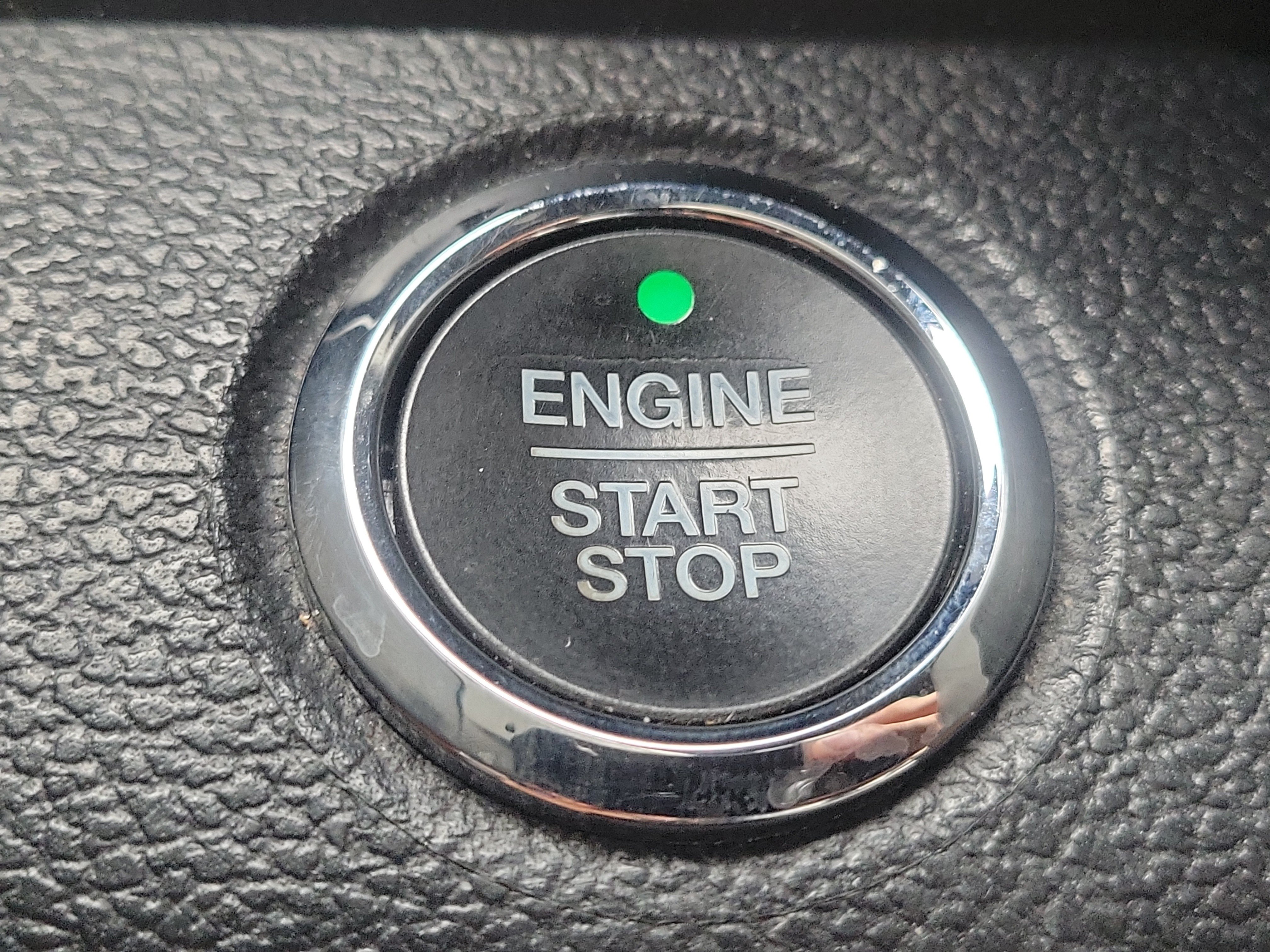 Used 2018 Ford F150 Lariat w/ Equipment Group 502A Luxury AWD/4WD image 34