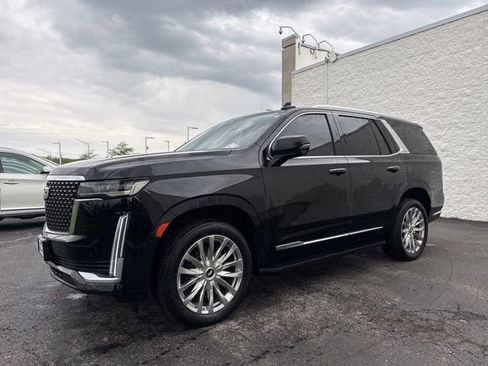 Used 2023 Cadillac Escalade Premium Luxury AWD/4WD image 3