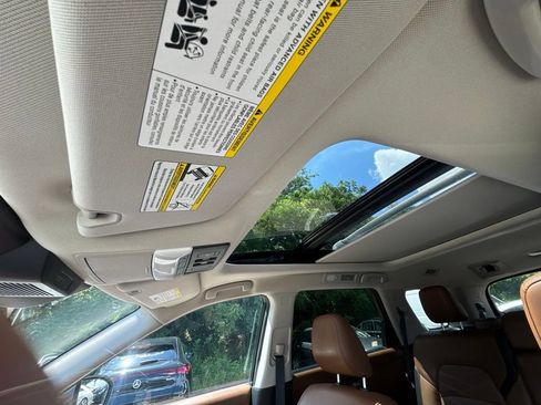 Used 2023 Nissan Pathfinder Platinum w/ Cargo Package AWD/4WD image 20