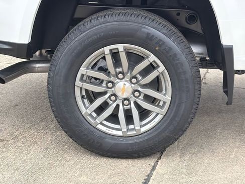 New 2026 Chevrolet Colorado LT image 17