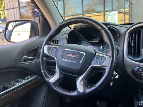 Used 2018 GMC Canyon Denali image 17