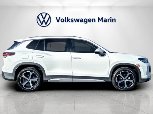 New 2026 Volkswagen Tiguan SE image 6