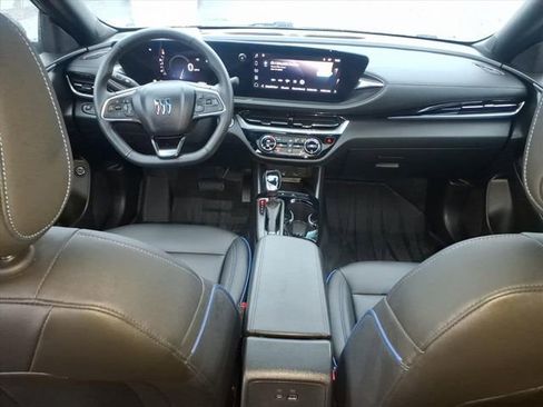 Used 2024 Buick Envista Sport Touring w/ Convenience I Package image 10