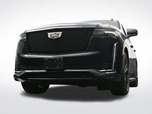Used 2021 Cadillac Escalade Sport w/ Driver Assist Tech Package AWD/4WD image 31