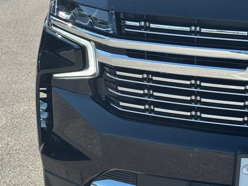 Used 2023 Chevrolet Tahoe Premier w/ Advanced Technology Package AWD/4WD image 11