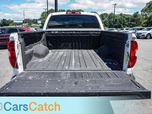 Used 2017 Toyota Tundra SR5 w/ SR5 Upgrade Package AWD/4WD image 38