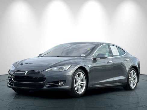 Used 2013 Tesla Model S Performance image 8