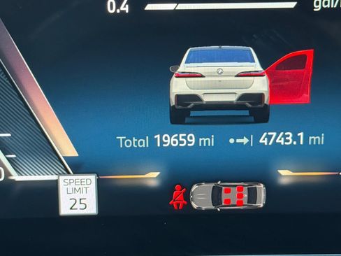 Certified 2023 BMW 740i image 36