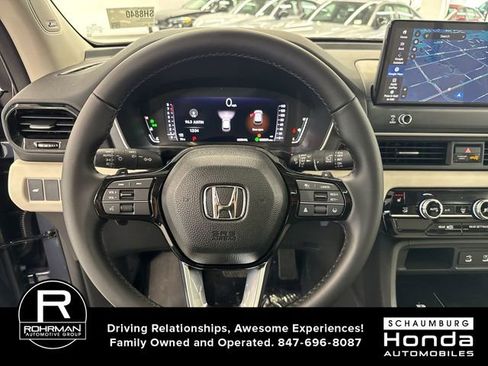 New 2026 Honda Pilot Touring image 11