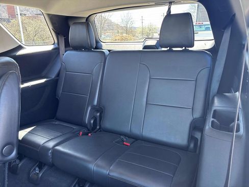 Used 2018 Chevrolet Traverse LT image 26
