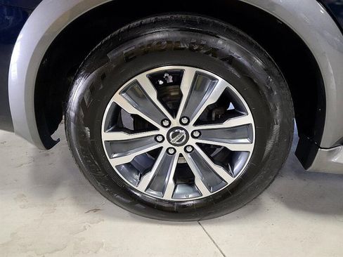 Used 2020 Nissan Armada SL w/ Premium Package image 13
