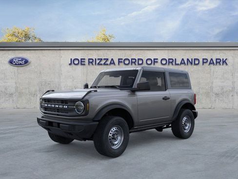 New 2025 Ford Bronco Base image 1
