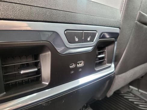 Used 2024 Chevrolet Silverado 2500 LTZ w/ LTZ Texas Edition image 15