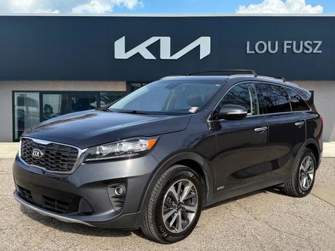 Used 2019 Kia Sorento EX image 1