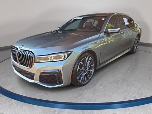 Used 2022 BMW 740i w/ M Sport Package RWD image 1