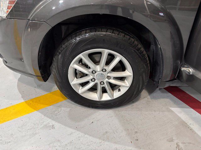 Used 2016 Dodge Journey SXT FWD image 31