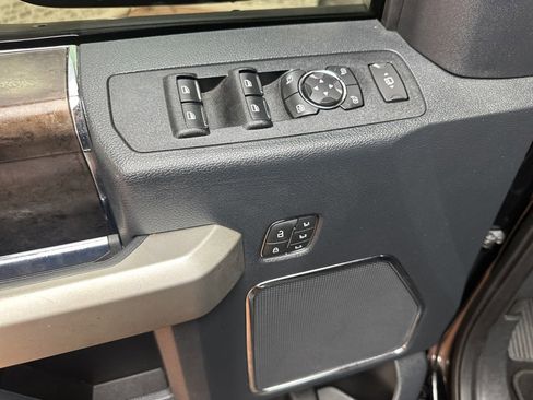 Used 2022 Ford F350 Lariat w/ Lariat Ultimate Package image 23