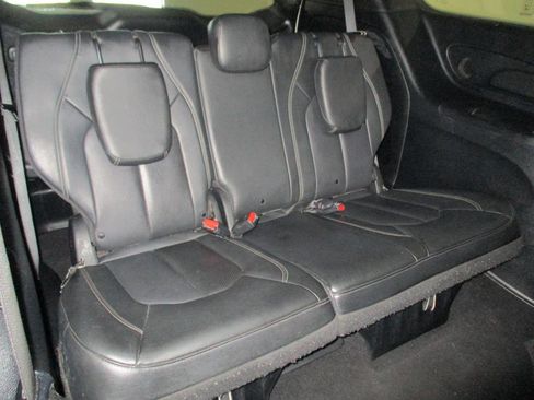 Used 2020 Chrysler Pacifica Touring-L Plus image 17