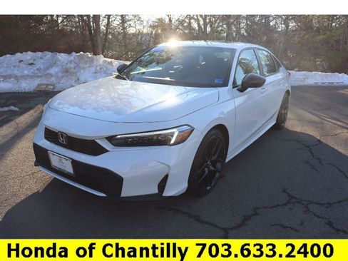 Used 2025 Honda Civic Sport Touring image 3