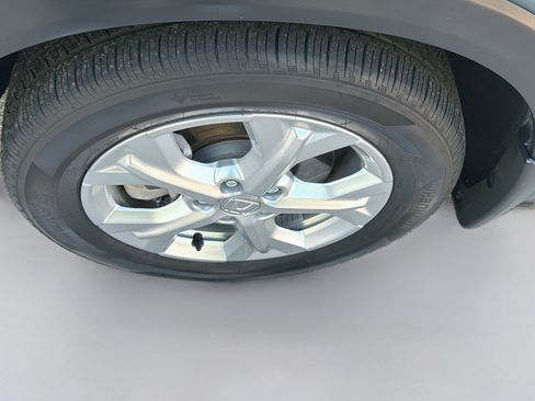 Certified 2024 Honda HR-V LX image 35