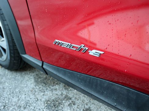 Used 2024 Ford Mustang Mach-E Select w/ Comfort Package Lite image 13