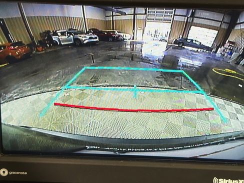 Used 2021 Toyota RAV4 LE image 29