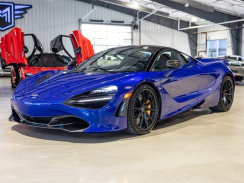 Used 2021 McLaren 720S Performance RWD image 45