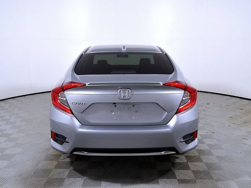 Used 2020 Honda Civic EX image 8