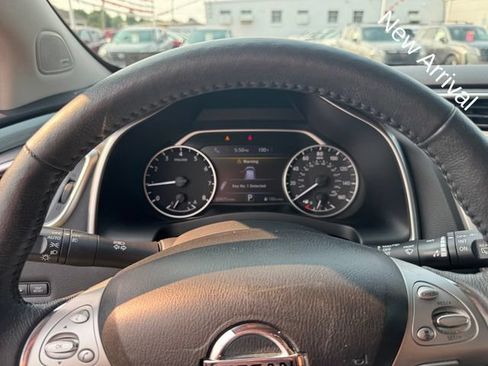 Used 2018 Nissan Murano SL w/ Midnight Edition Package AWD/4WD image 10