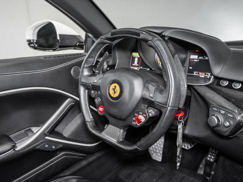 Used 2017 Ferrari F12 Berlinetta RWD image 27