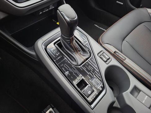 New 2025 Subaru Crosstrek 2.5i Limited w/ Crosstrek Mirror Package image 23