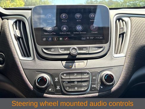 Used 2025 Chevrolet Malibu LT FWD image 15