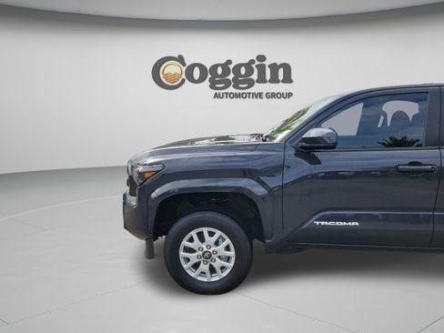 Used 2024 Toyota Tacoma SR5 RWD image 29