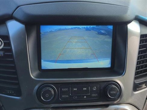 Used 2019 Chevrolet Tahoe LT image 12