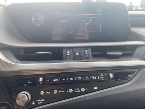 Used 2021 Lexus ES 300h w/ Premium Package FWD image 15
