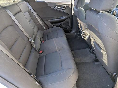 Used 2019 Chevrolet Malibu LT image 19