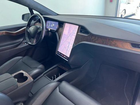 Used 2019 Tesla Model X Long Range AWD/4WD image 19