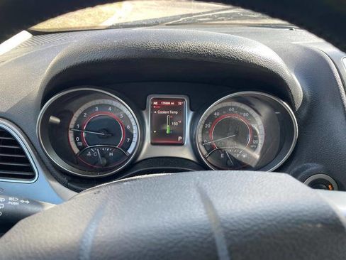 Used 2015 Dodge Journey Crossroad w/ Flexible Seating Group image 39