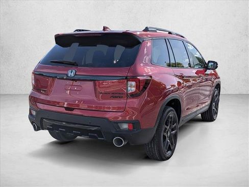Certified 2024 Honda Passport Black Edition image 5