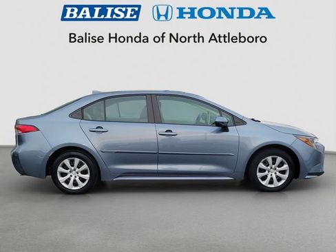 Used 2021 Toyota Corolla LE image 8