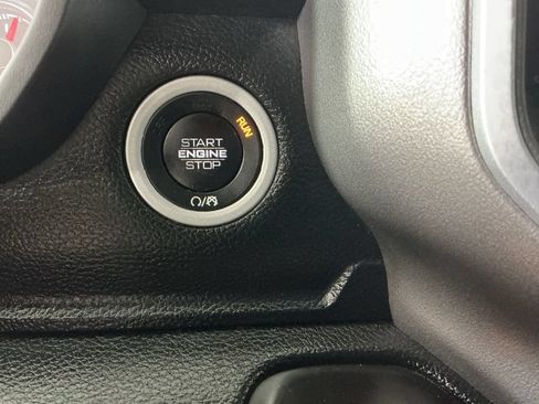 Used 2021 RAM 1500 Big Horn AWD/4WD image 17