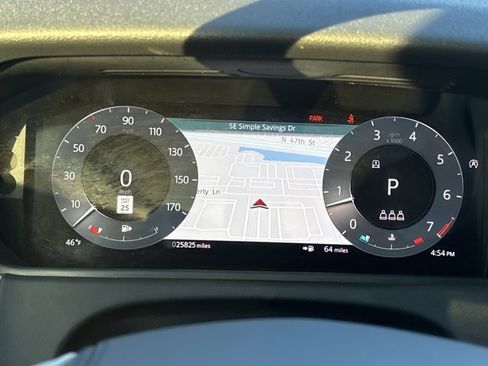 Used 2024 Land Rover Range Rover Velar Dynamic SE image 28