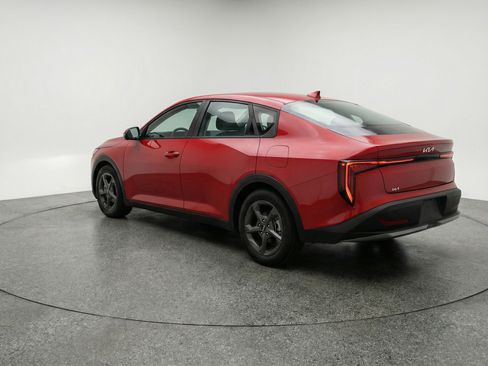 Used 2025 Kia K4 FWD image 6