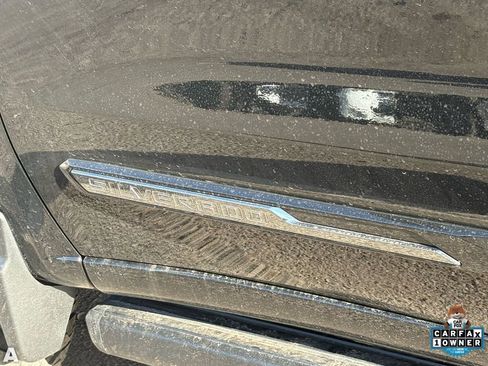 Used 2024 Chevrolet Silverado 1500 High Country w/ Midnight Edition image 10