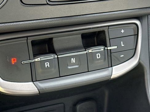 Used 2022 GMC Terrain AT4 w/ Tech Package image 14