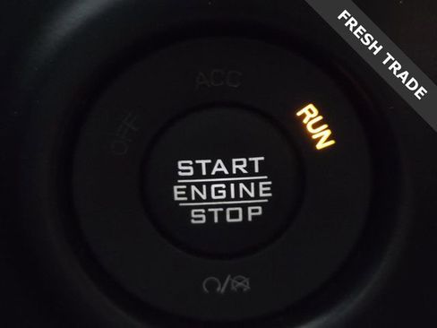 Used 2020 Jeep Wrangler Unlimited Sahara AWD/4WD image 32