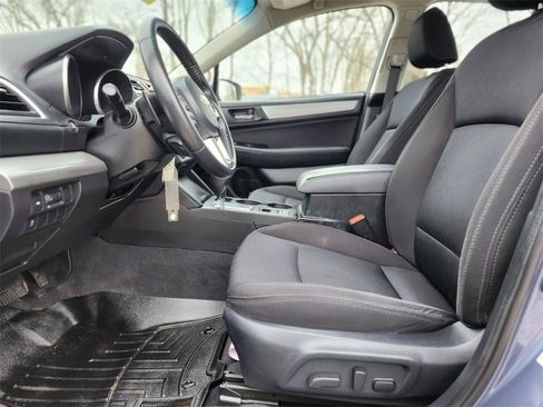 Used 2017 Subaru Legacy 2.5i Premium image 18