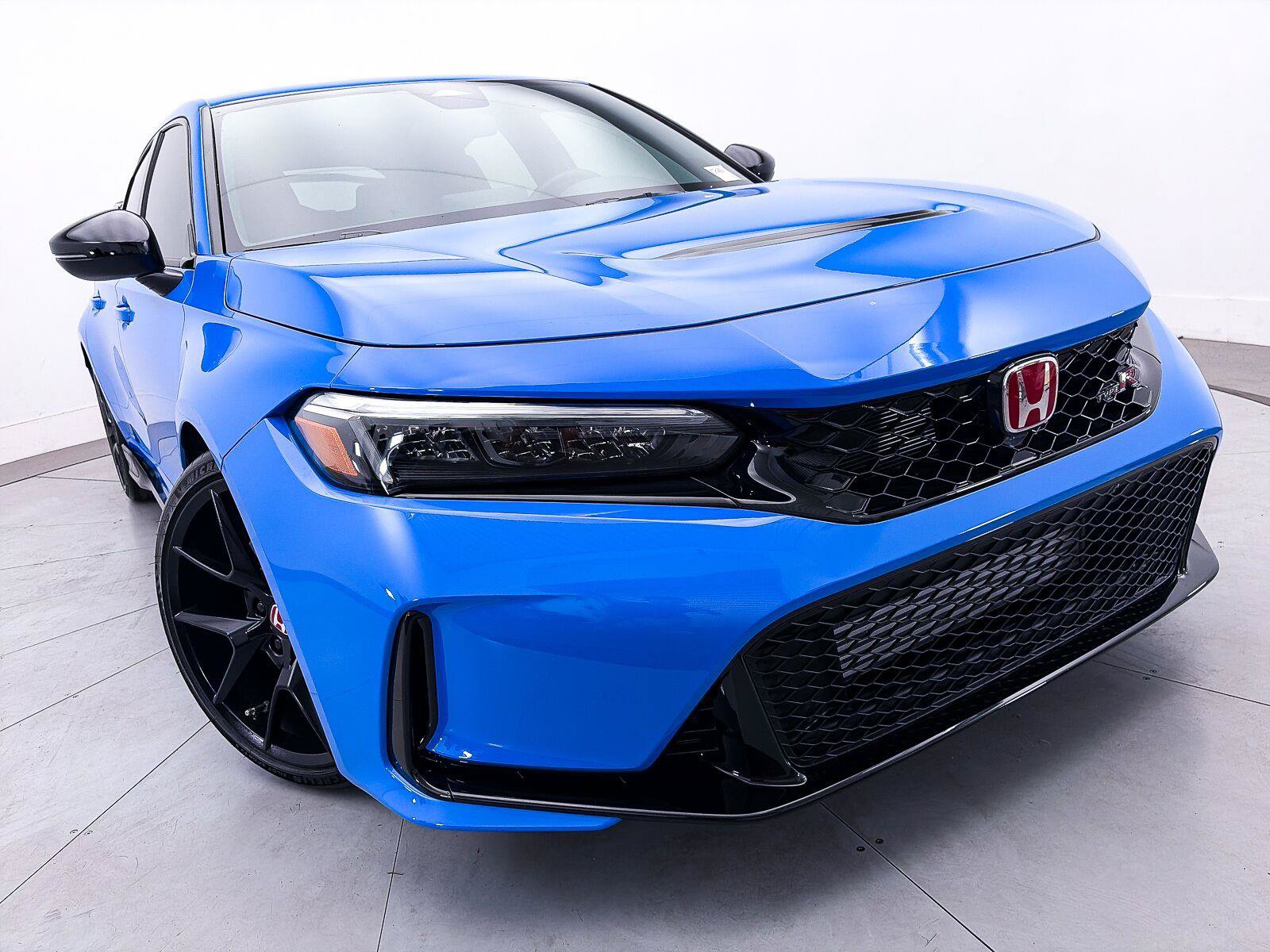 Used 2025 Honda Civic Type R image 4