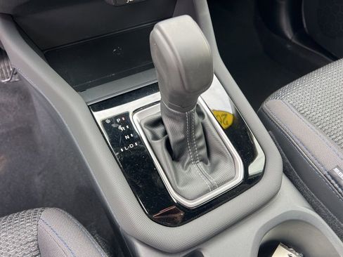 Used 2025 Subaru Forester Premium image 17